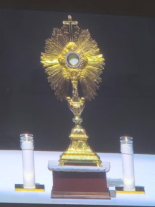 Adoration Eucharistique 